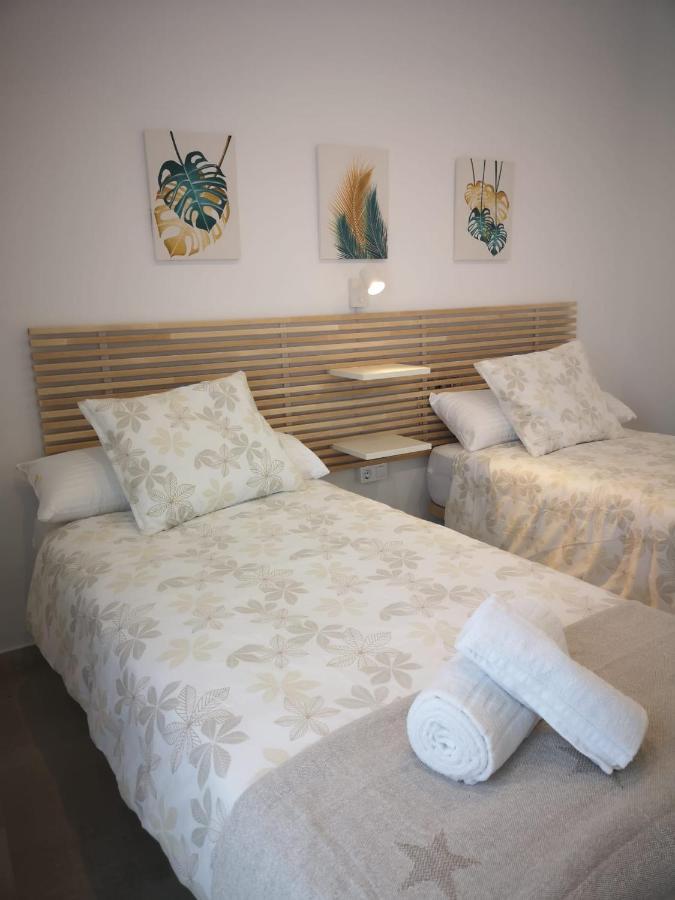 Apartamento Suite Arco De La Villa,Solo Familia Y Parejas,Parking Gratuito Конил-де-ла-Фронтера Екстериор снимка