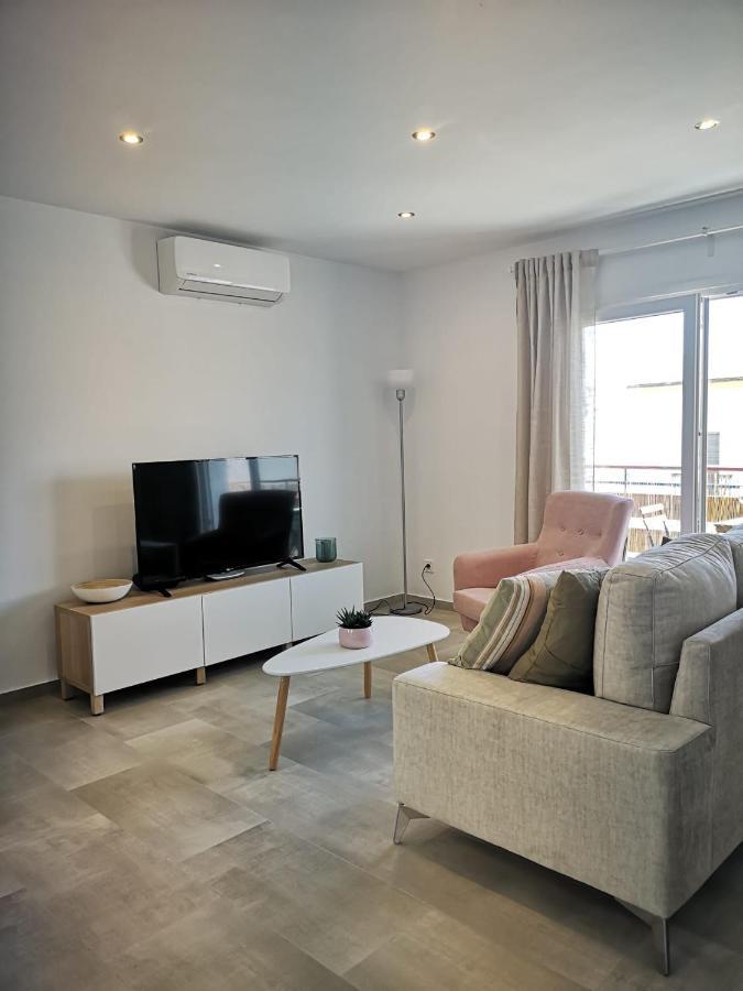 Apartamento Suite Arco De La Villa,Solo Familia Y Parejas,Parking Gratuito Конил-де-ла-Фронтера Екстериор снимка