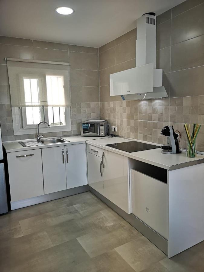 Apartamento Suite Arco De La Villa,Solo Familia Y Parejas,Parking Gratuito Конил-де-ла-Фронтера Екстериор снимка