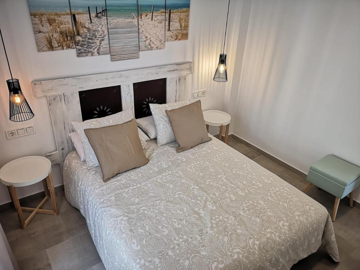 Apartamento Suite Arco De La Villa,Solo Familia Y Parejas,Parking Gratuito Конил-де-ла-Фронтера Екстериор снимка